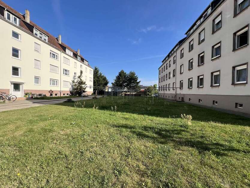 Wohnung zum Kaufen in Rackwitz OT Zschortau 89.500 € 64.99 m²
