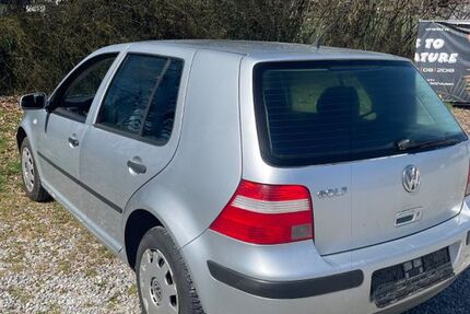VW Golf 205.500 km 1.750 &euro; Mainburg 84048