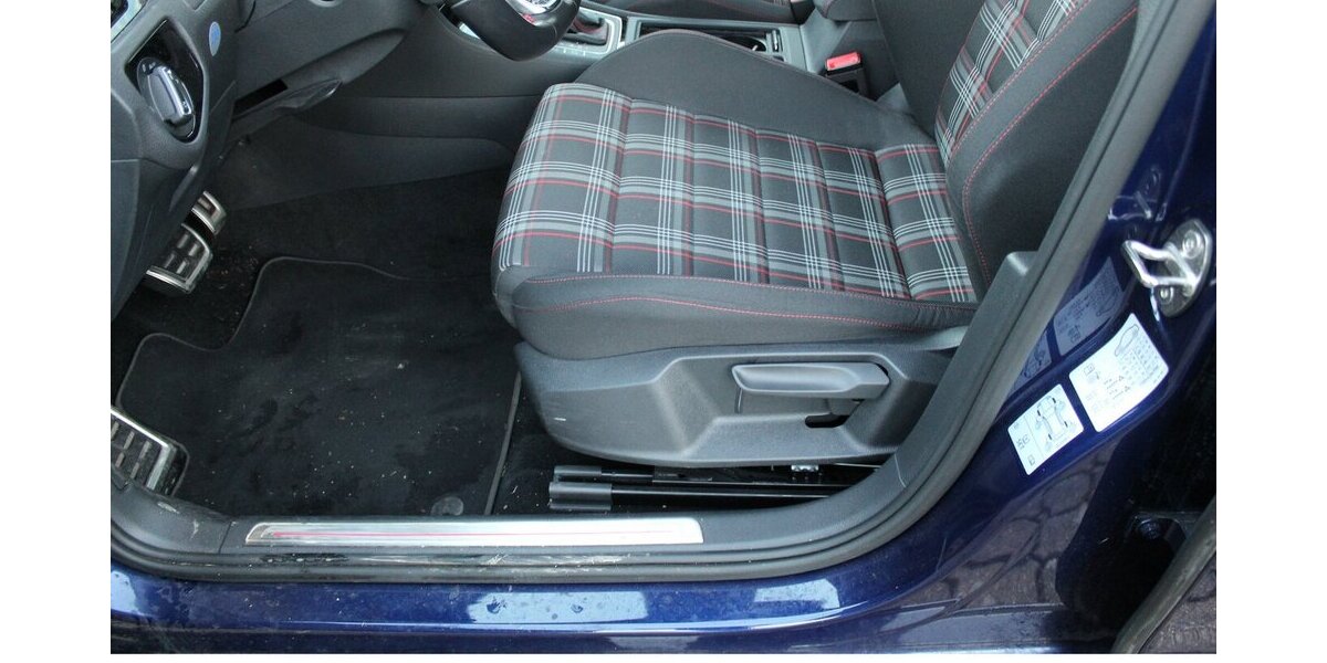 VW Golf VII GTI Performance DSG/NAVI/LED/ACC 90.985 km 20.500 &euro; Höchstenbach 57629