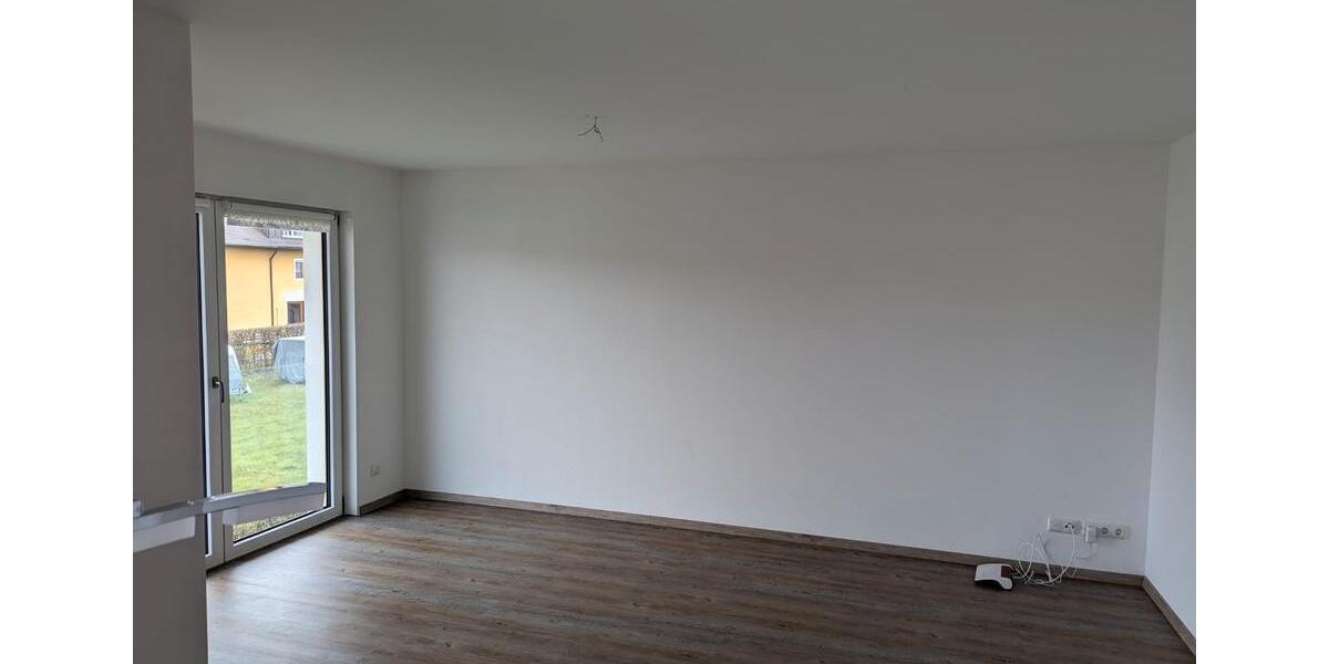 Etagenwohnung Amberg - 2 Zimmer, 66 m&sup2;, 775&euro; | Angebot:26670236