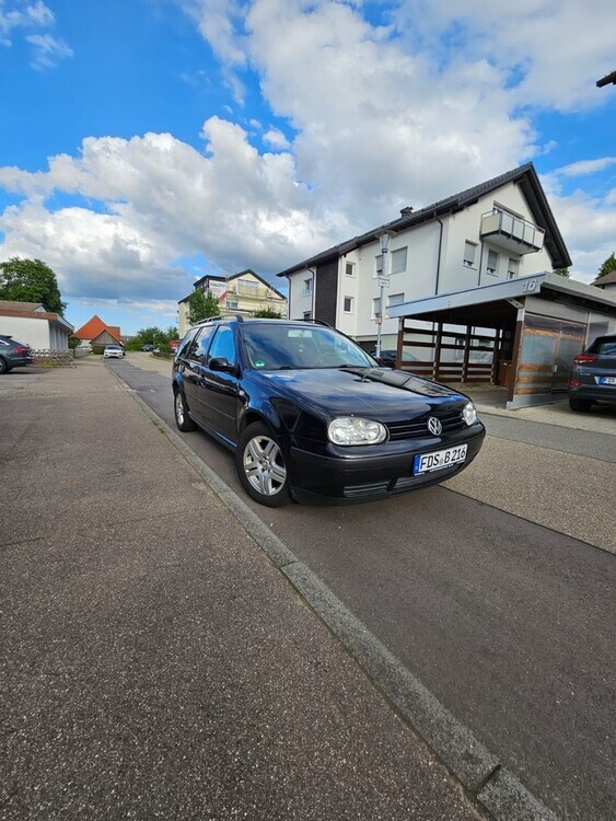 VW Golf 329.068 km 1.700 € Freudenstadt 72250