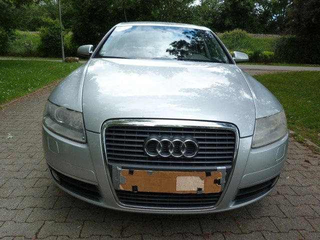Audi A6 160.000 km 5.900 &euro; Tuttlingen 78532
