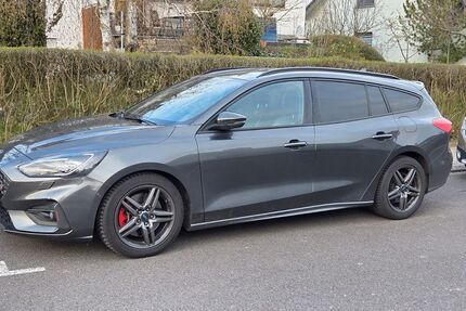Ford Focus 124.717 km 17.700 &euro; Stebach 56276