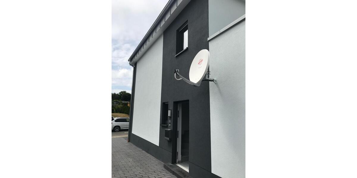 Dachgeschoßwohnung Weilerswist - 3 Zimmer, 96 m&sup2;, 1.000&euro; | Angebot:25922781