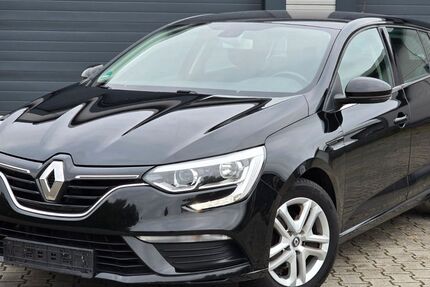Renault Megane 101.609 km 8.900 € Surwold 26903