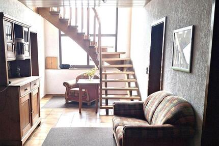ENDLICH PLATZ! Gepflegtes Haus im Haus im Style der 80ér, mit DACHTERRASSE, in Abenberg-Wassermungenau!