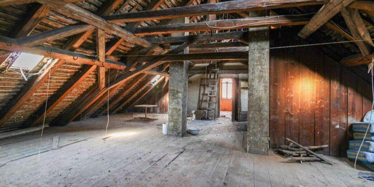 Mehrfamilienhaus, Wohnhaus Klipphausen Gauernitz - 8 Zimmer, 159.000&euro; | Angebot:24778203