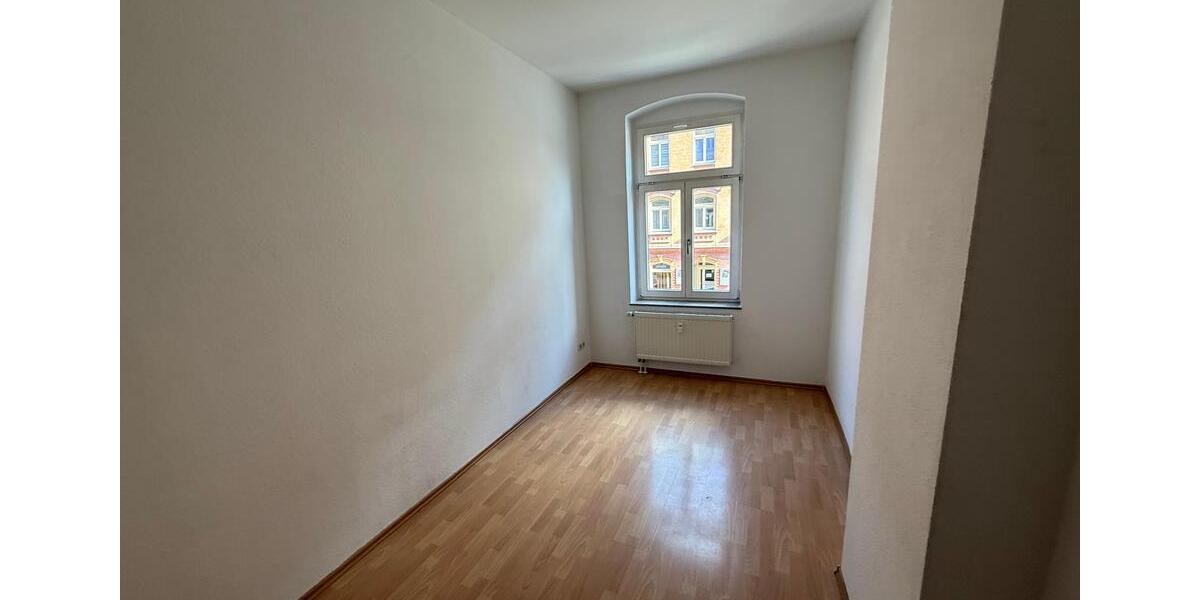 Etagenwohnung Zwickau - 5 Zimmer, 118 m&sup2;, 699&euro; | Angebot:25756475