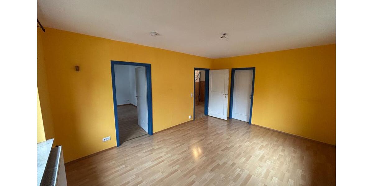 Mehrfamilienhaus, Wohnhaus Korntal-Münchingen Münchingen - 9 Zimmer, 196 m&sup2;, 890.000&euro; | Angebot:24865245