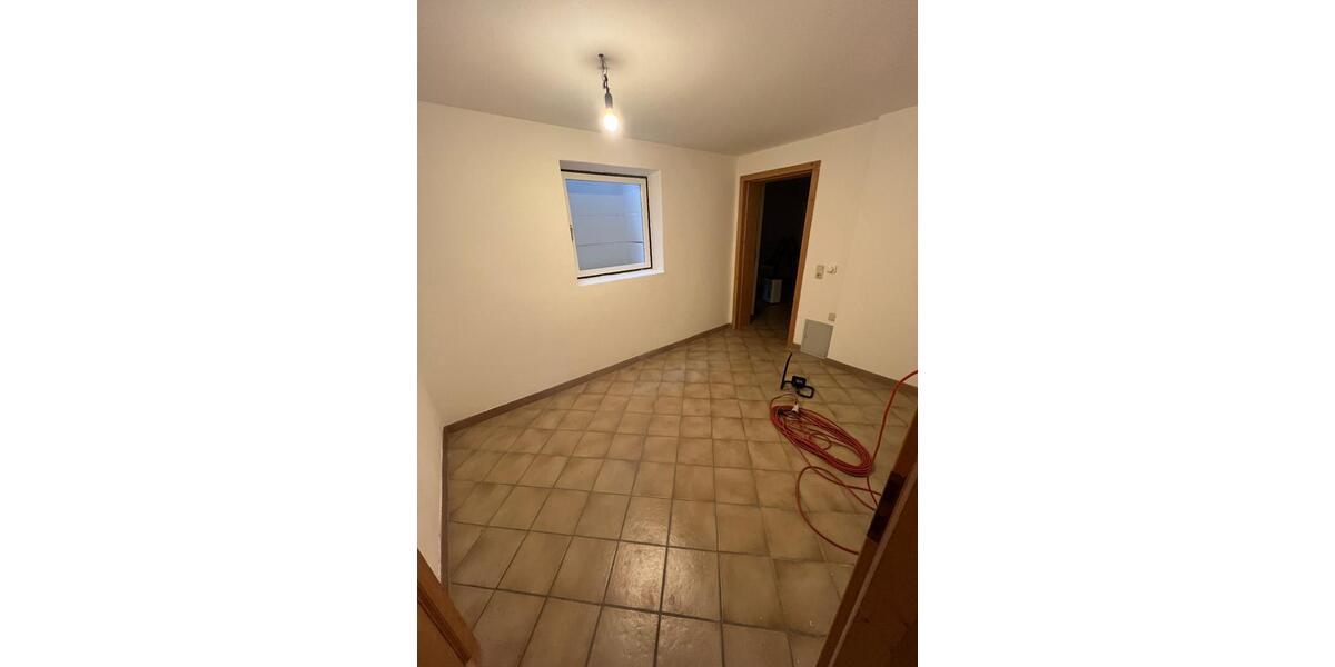 Charmante Doppelhaushälfte- ab sofort bezugsfrei! 4 zimmer