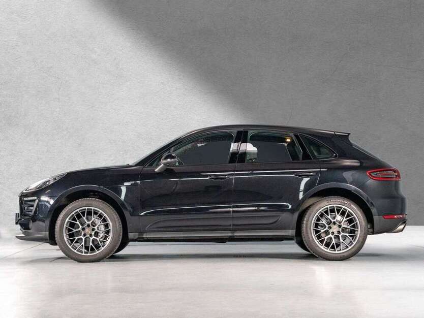 Porsche Macan 56.294 km 46.911 € Hamburg 22339