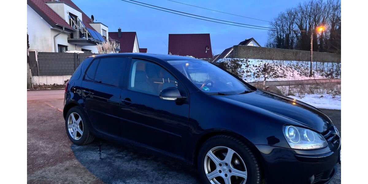 VW Golf 225.000 km 3.300 &euro; Bielefeld 33613