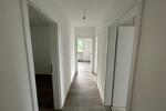 Renovierte 5 Zimmer Wohnung mit Balkon und Terrasse zur Miete