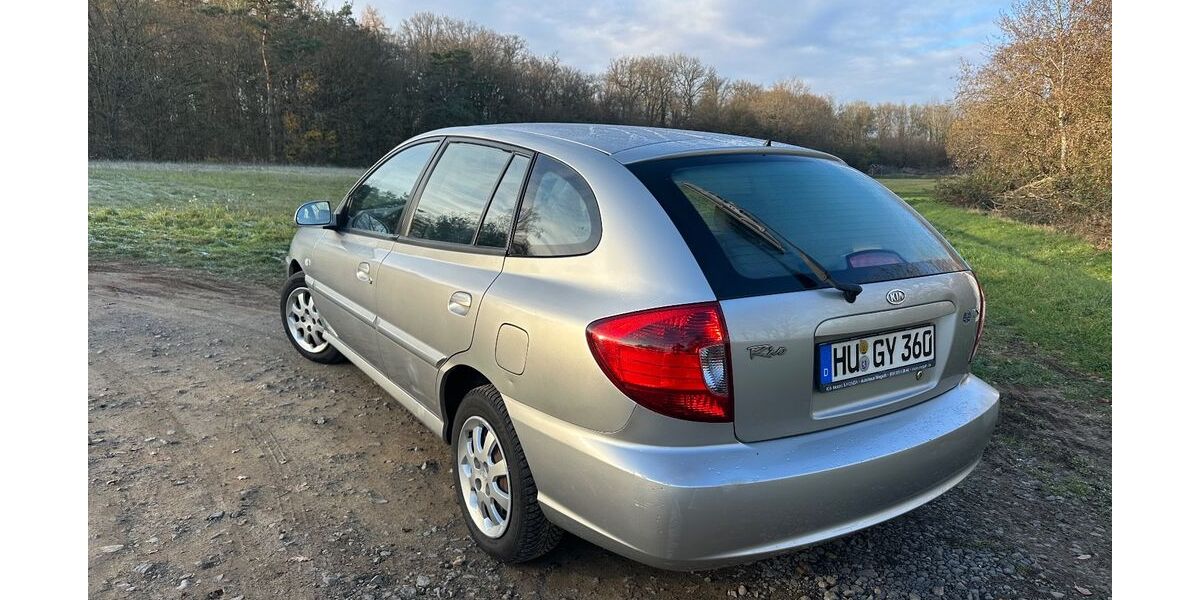Kia Rio 94.000 km 1.000 &euro; Hanau 63450