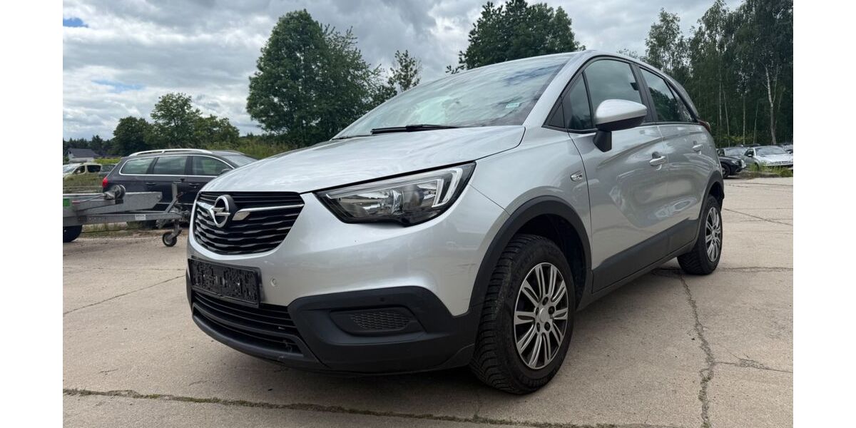 Opel Crossland (X) 90.890 km 8.499 &euro; Chemnitz 09114