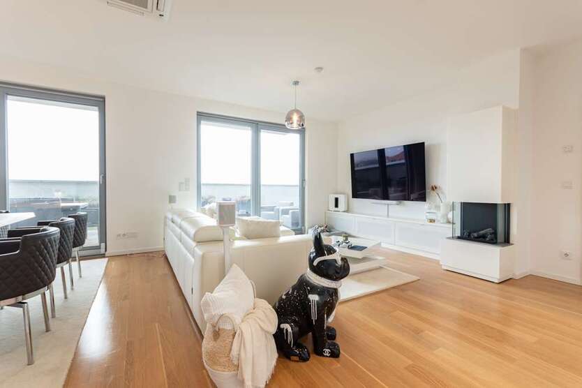 Wohnung zum Mieten in Leipzig Gohlis 4.850 € 238.02 m²