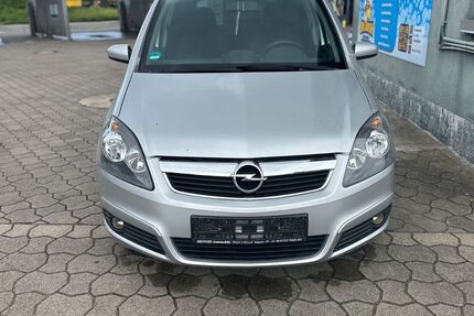 Opel Zafira 183.000 km 3.990 &euro; Celle 29221