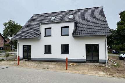 Haus Kemnitz - 4.5 Zimmer, 135 m&sup2;, 1.450&euro; | Angebot:26180316