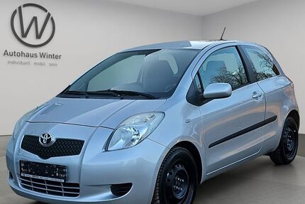 Toyota Yaris 164.000 km 2.899 &euro; Freiberg 09599