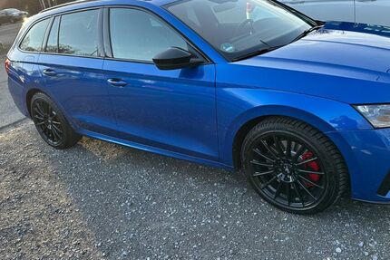 Skoda Octavia 63.000 km 35.800 &euro; Düsseldorf 40489