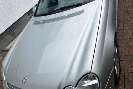 Mercedes-Benz CLK 200 182.900 km 4.000 € Bönen 59199