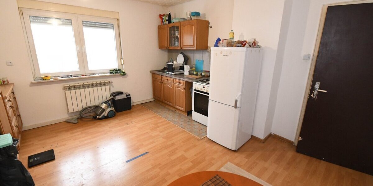 Heringen, 3 Familienhaus - Mehrfamilienhaus, Wohnhaus Heringen (Werra) Wölfershausen | Angebot:13558639
