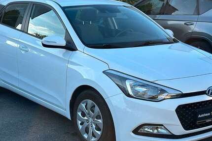 Hyundai i20 54.500 km 9.690 € Rheinbach 53359