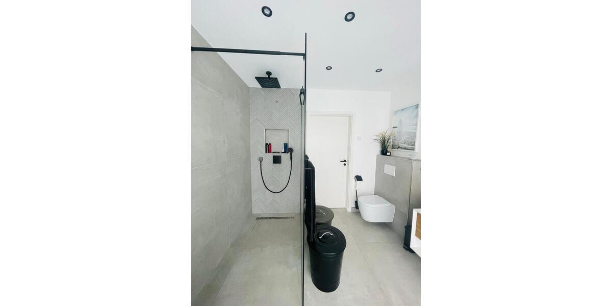 Erdgeschoßwohnung Solingen Aufderhöhe - 4 Zimmer, 113 m&sup2;, 1.797&euro; | Angebot:24687926