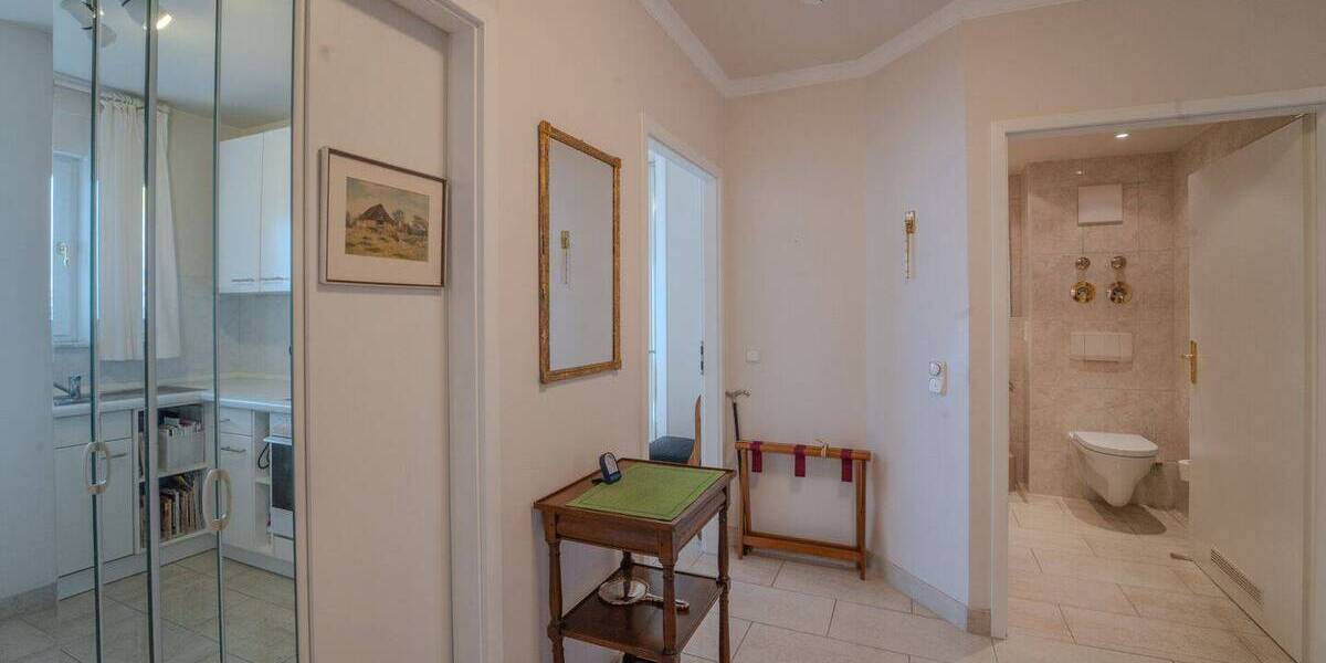 Etagenwohnung Wiesbaden Südost - 5 Zimmer, 158 m&sup2;, 699.000&euro; | Angebot:25996513