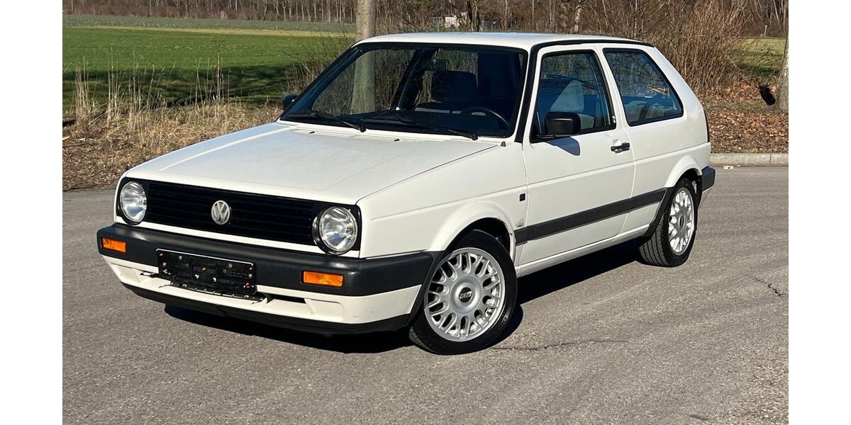 VW Golf 110.800 km 5.900 &euro; Augsburg 86169