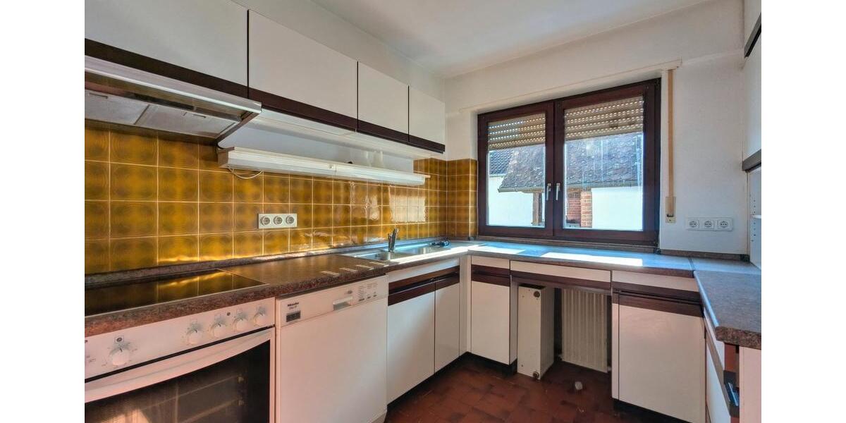 Etagenwohnung Böhl-Iggelheim Iggelheim - 3.5 Zimmer, 110 m&sup2;, 800&euro; | Angebot:26000142