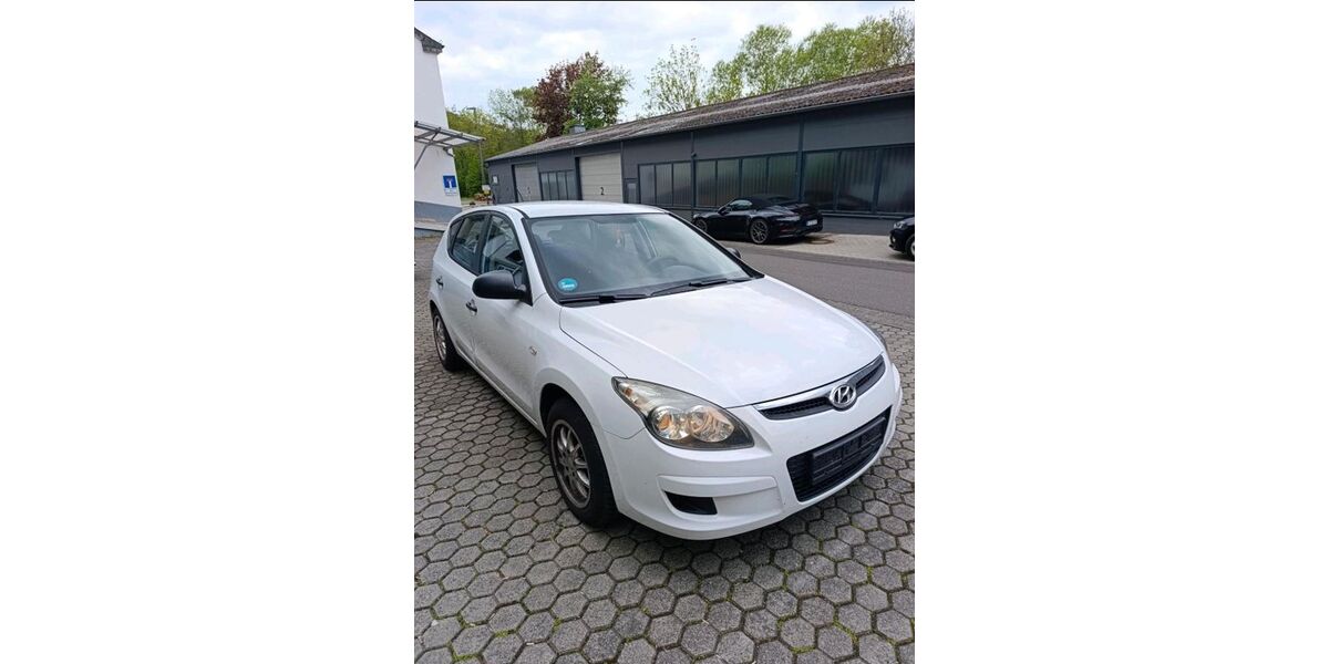 Hyundai i30 246.000 km 1.900 &euro; Lissendorf 54587