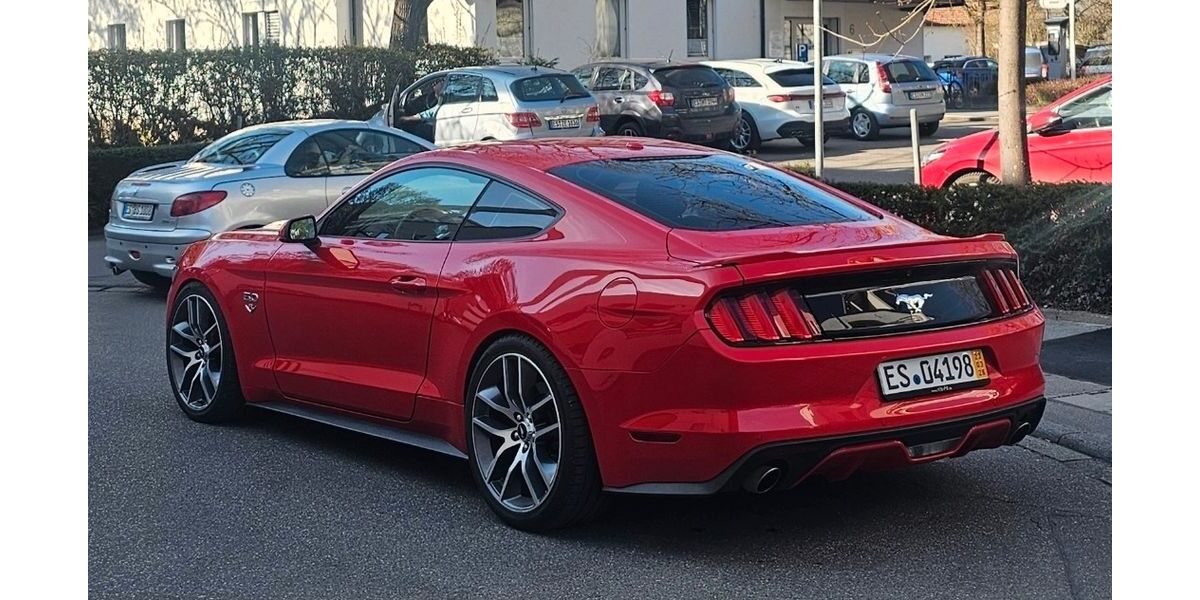 Ford Mustang 27.800 km 31.900 &euro; Marbach 71672