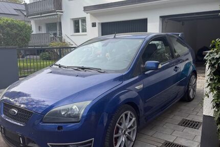 Ford Focus 204.129 km 3.200 &euro; Gröbenzell 82194