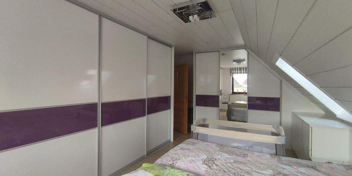 Mehrfamilienhaus, Wohnhaus Bitterfeld-Wolfen Bobbau - 8 Zimmer, 197 m&sup2;, 290.000&euro; | Angebot:25822452