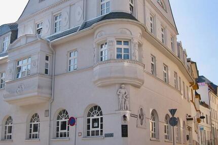 3 Zimmer Dachwohnung mit Flair zimmer