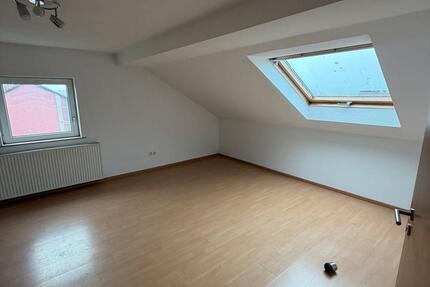 Dachgeschoss Wohnung 2 zimmer