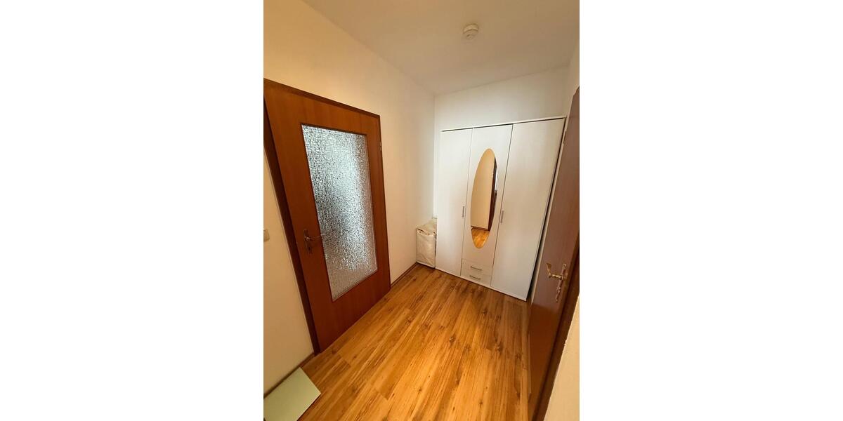 Etagenwohnung Wedel - 2 Zimmer, 62 m&sup2;, 910&euro; | Angebot:26342005