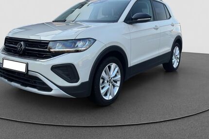VW T-Cross 28.750 km 28.450 &euro; Manching 85077
