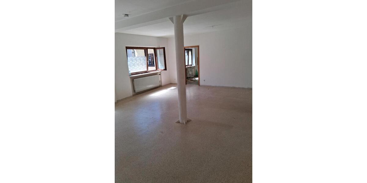 Etagenwohnung Kusel - 4 Zimmer, 104 m&sup2;, 800&euro; | Angebot:26402668
