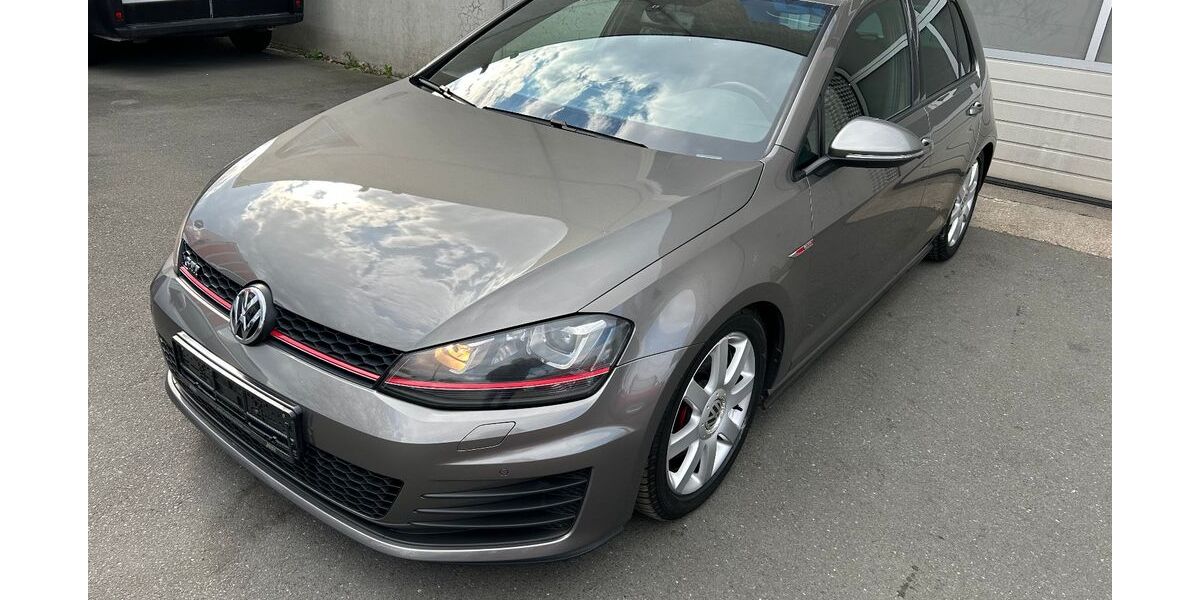 VW Golf 181.000 km 10.900 &euro; Nürnberg 90439