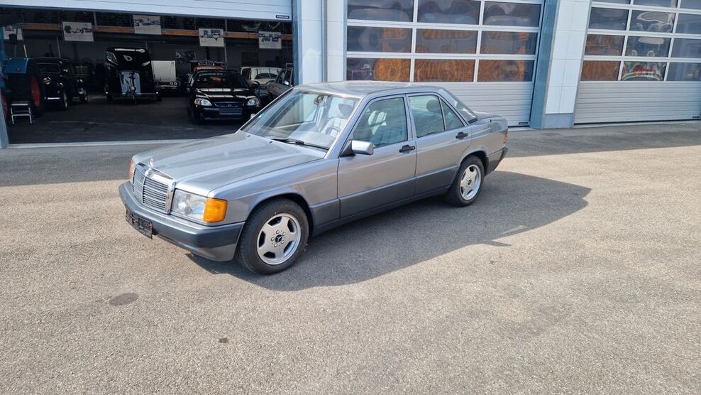Mercedes-Benz 190 205.200 km 4.990 € Stockach 78333