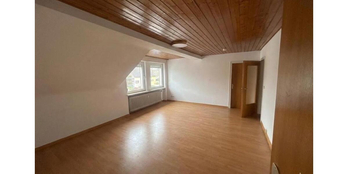 Dachgeschoßwohnung Daun - 3 Zimmer, 90 m&sup2;, 1.000&euro; | Angebot:25592317