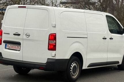 Opel Vivaro 157.630 km 11.999 &euro; Hannover 30179