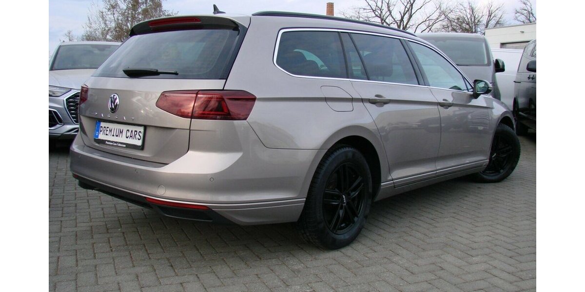 VW Passat 2.0TDi Business Panorama ACC IQ.Light 141.589 km 17.480 &euro; Falkensee 14612