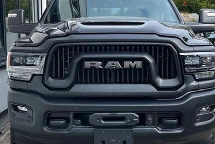 Dodge RAM 28.000 km 78.900 &euro; München 81677