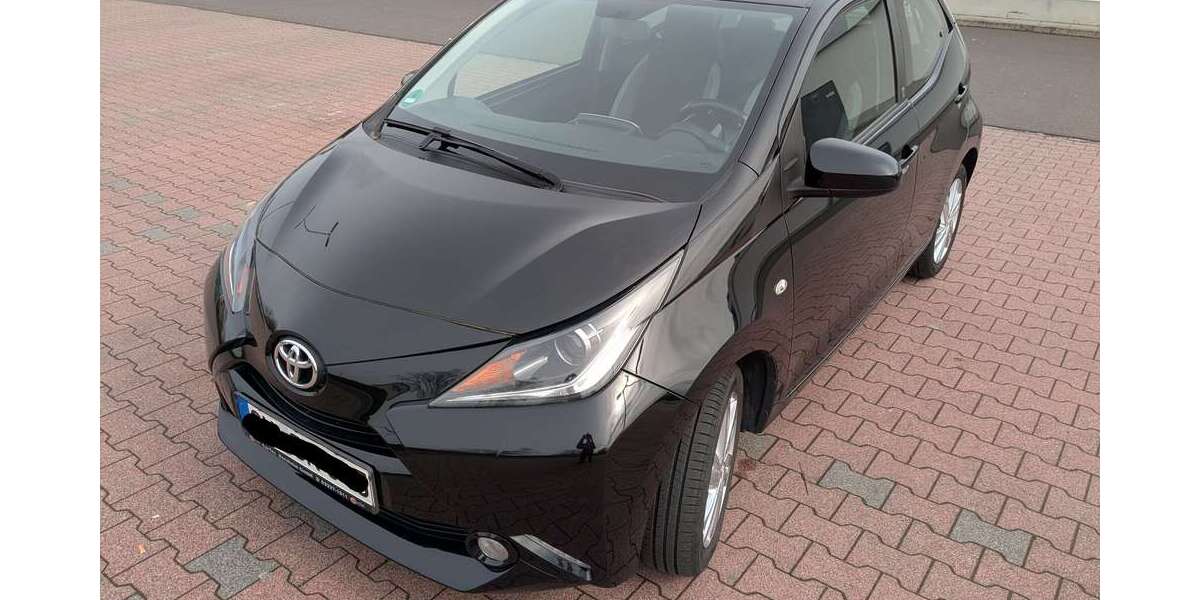 Toyota Aygo 95.676 km 7.200 &euro; Bornheim, Stadt 53332