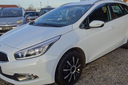 Kia ceed Sportswagon 230.826 km 3.900 &euro; Dresden 01219