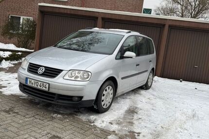 VW Touran 236.000 km 3.300 &euro; Hannover 30165