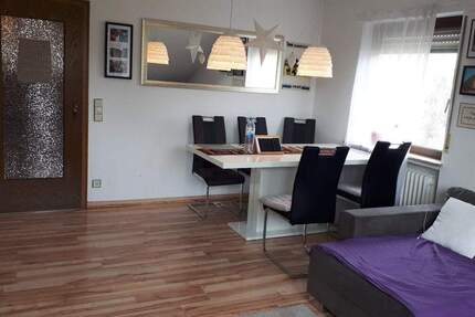 Feine Single- Dachgeschosswohnung mit Gartennutzung in Innenstadtlage 3 zimmer